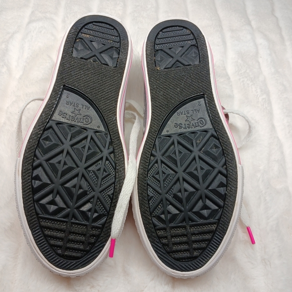 Converse Chuck Taylor All Star kids sneakers Size 2 - Picture 3 of 10